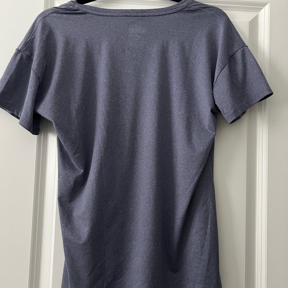 REI Women's Sahara t-shirt - Picture 2 of 3